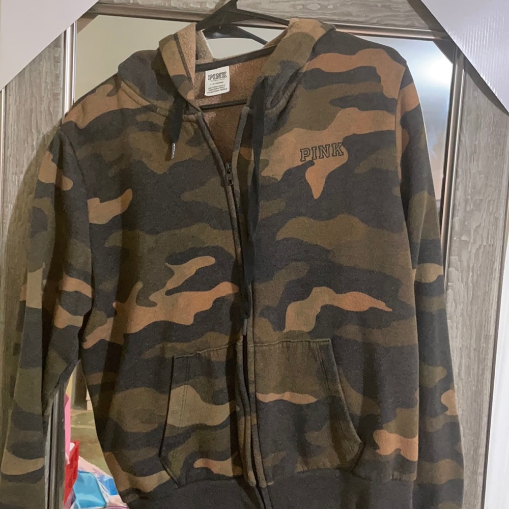 Women’s sweater